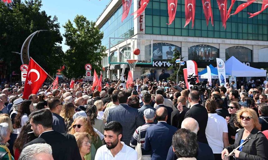 Çiftçiye geçim garantisi vurgusu: Özgür Özel Yalova'da üreticilerle buluştu