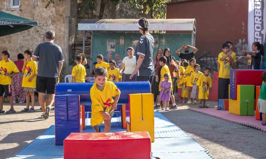 Sporla büyüyen nesil: Sporbüs 26 bin çocuğa ulaştı