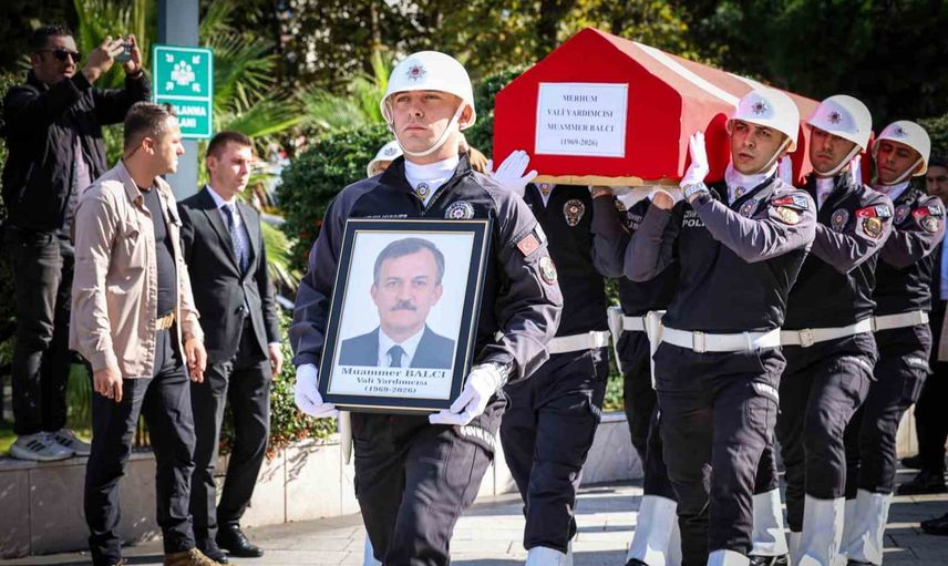 Yıllık izindeyken kalp krizi geçirdi: vali yardımcısı Muammer Balcı toprağa verildi