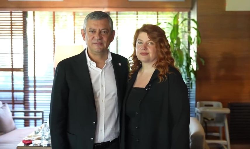 Börek reddi bir kahvaltıyla son buldu: Özgür Özel ve Canan Uzer aynı sofrada