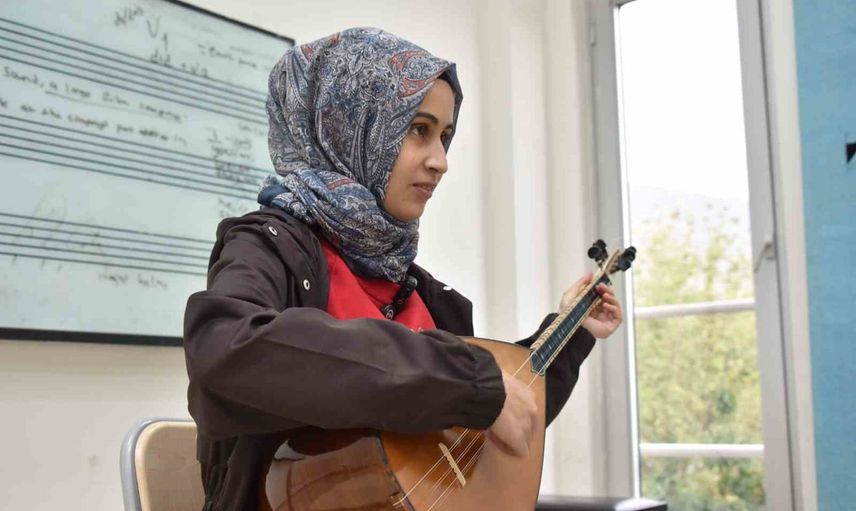 Ücretsiz kurs desteği Rabia'yı konservatuvara taşıdı