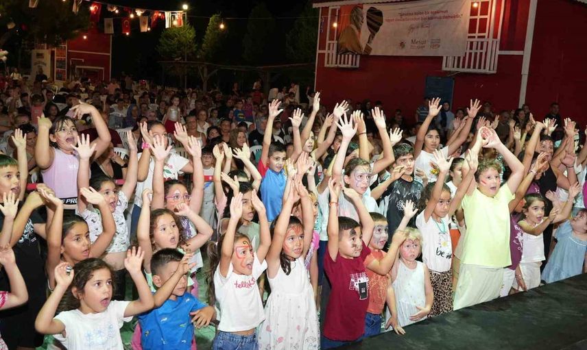 Dokumapark'ta bilim ve oyun: Kepez festivali çocuklarla renklendi