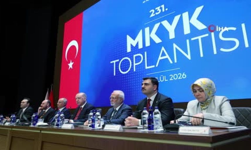 Erdoğan başkanlığında AK Parti MKYK sunumlar eşliğinde TBMM gündemini ele aldı