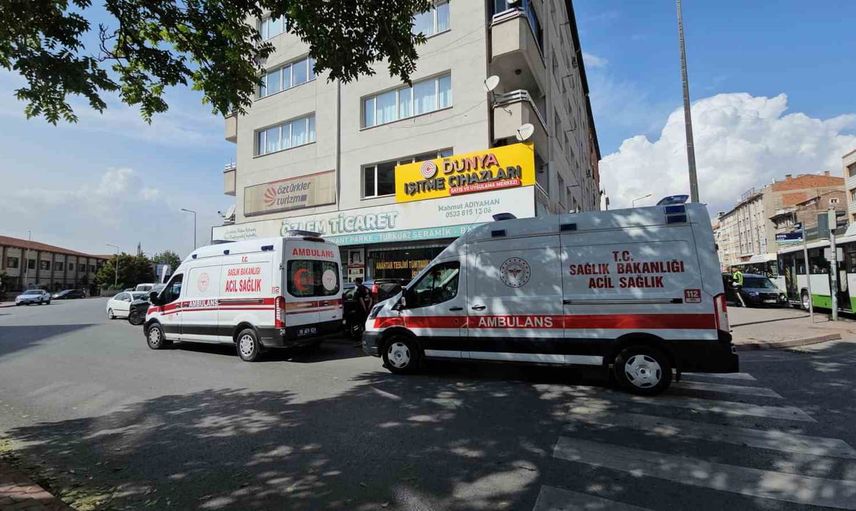 bıçaklı kavganın ardından kaçış otobüse çarpınca son buldu