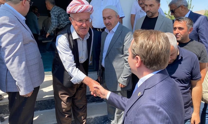 Yüksekova'nın Güngör Mahallesi'ne yeni cami: Abdülkerim Yurtseven ibadete açıldı