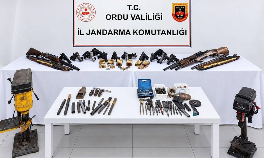 Ulubey'de evlerde kurulan silah atölyesine jandarmadan operasyon