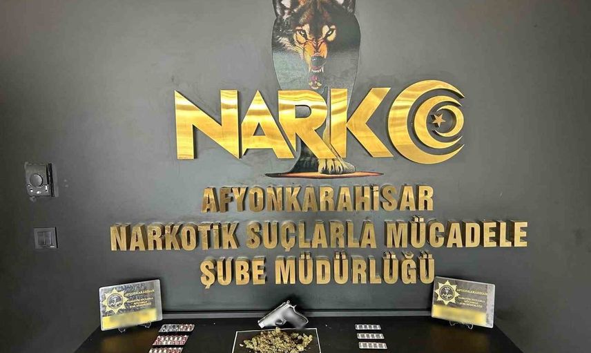 Afyonkarahisar'da hastane personeli merkezli uyuşturucu ve sahtecilik ağı çöktü