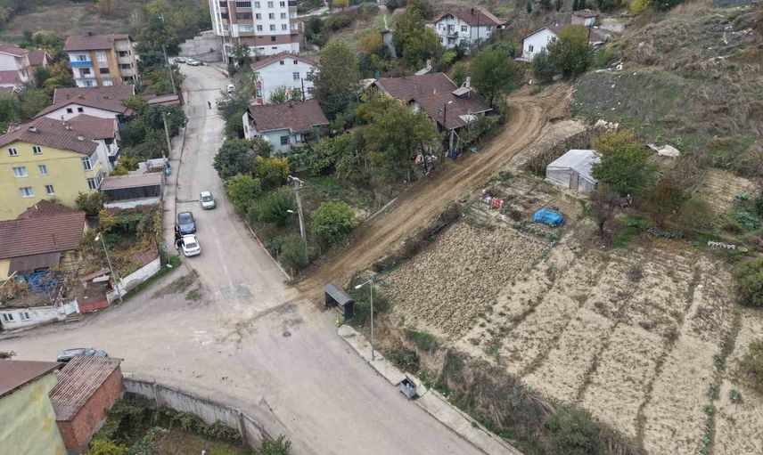 Belediye ve KARGAZ Aydınlıkevler’in 15 yıllık doğalgaz sorununu çözdü