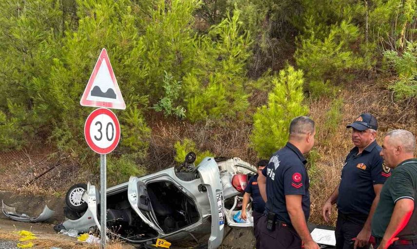 Aydın’da yağmur kazayı getirdi: şarampole yuvarlanan otomobilde 5 yaralı