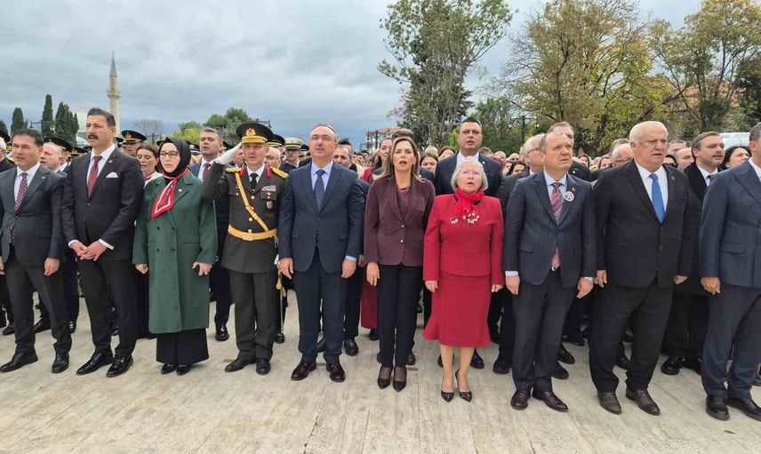 Tekirdağ'da cumhuriyetin 103. yılı resmi törenle anıldı