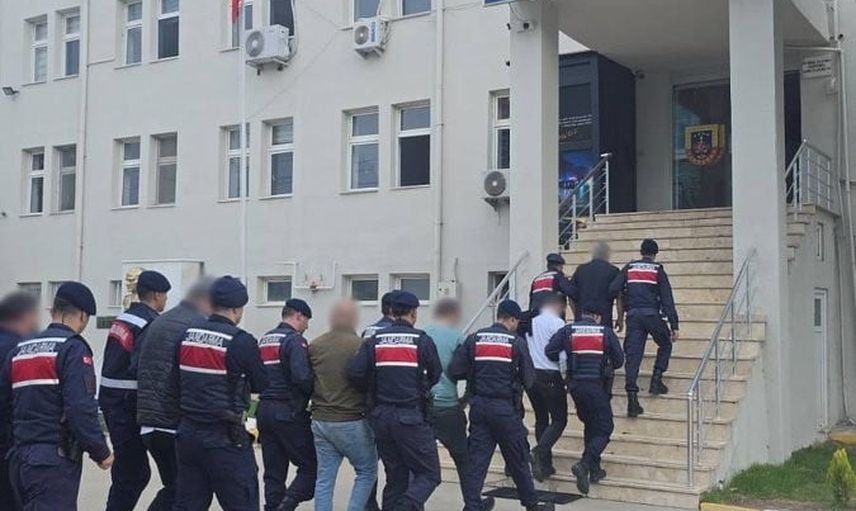 İznik'te trafik denetimlerini haberleştiren WhatsApp ağına operasyon: 8 gözaltı