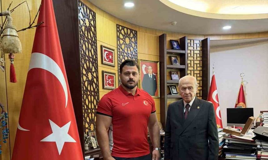 Taha Akgül ve Rıza Kayaalp'ten millî takımların geleceği için Bahçeli ziyareti