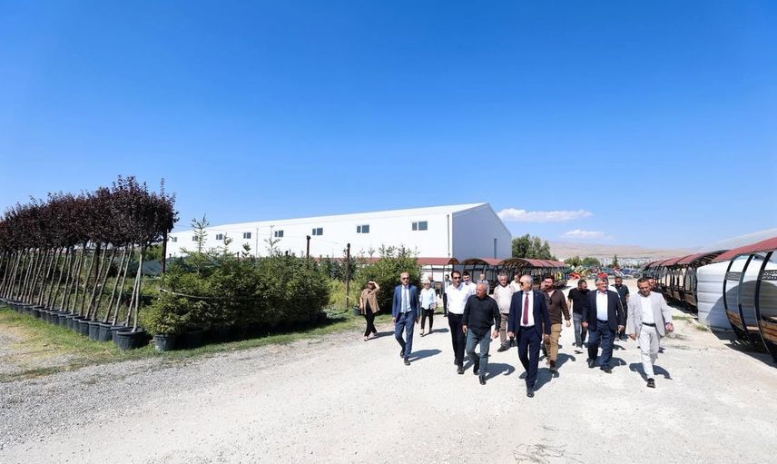 Niğde'de belediye yatırımları sahada değerlendirildi