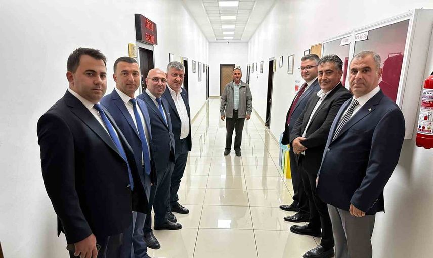 Tokat'ta ticaret borsasında istikrar: Lütfi Bora yeniden başkan seçildi