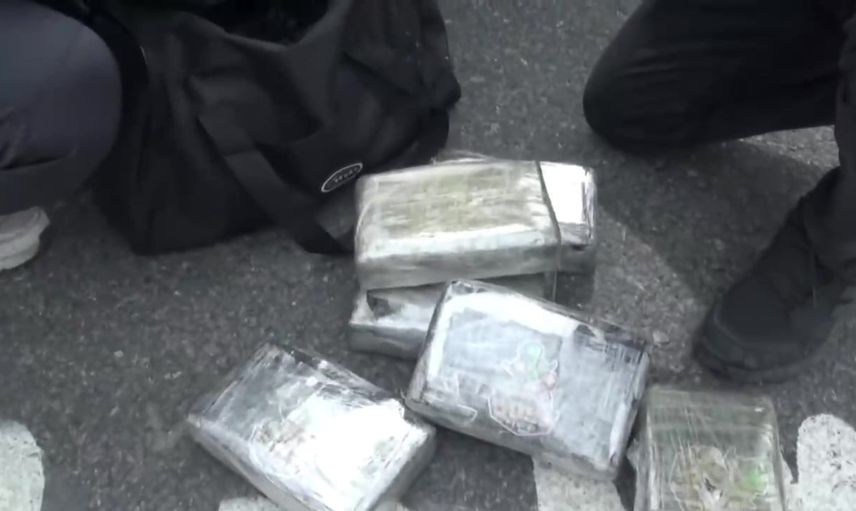 Çatalca'da baskında 11 kilo 500 gram kokain ele geçirildi