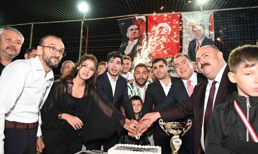 Dereyalak Köyü Derneği İnönü'de geleneksel turnuvayı kazandı