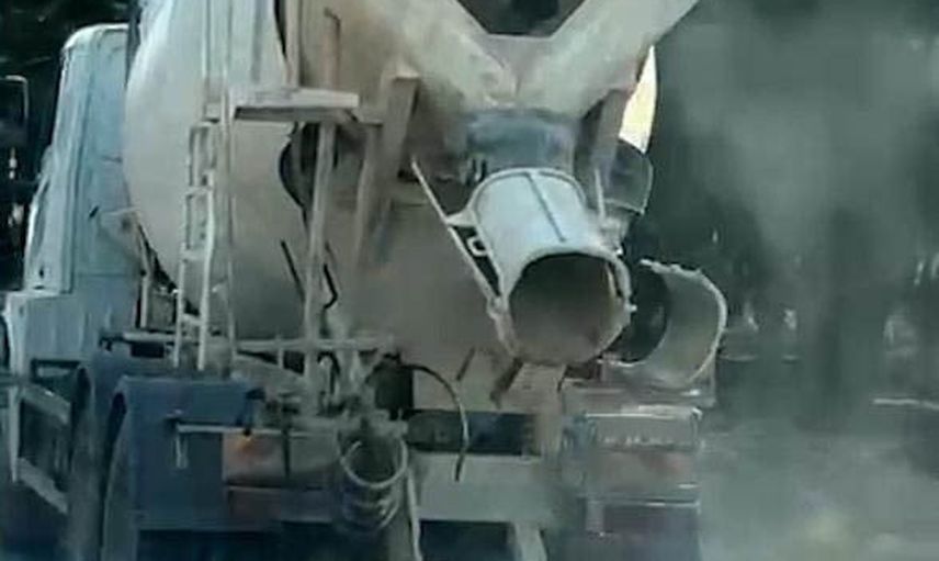 Beton mikserinin yola harç dökmesi 200 bin lira ceza ile sonuçlandı