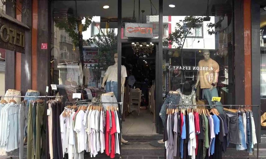 Diyarbakır'da iş yeri mühürleme tartışması: esnaf belediyeye suç duyurusunda bulundu