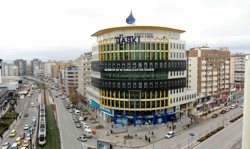 Gaziantep Büyükşehir'den üniversiteli gençlere su faturasında yüzde 20 destek