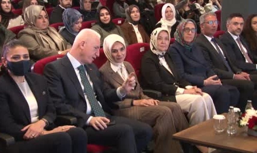Koruyucu ailede iş birliği çağrısı: 11 bin 72 çocuk aile ortamında büyüyor