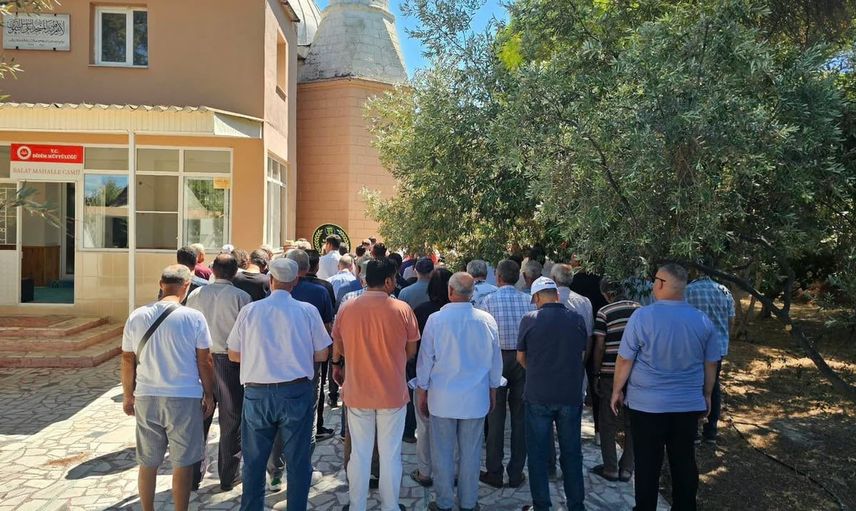 Didim'de oğlunun bıçak darbesiyle ağır yaralanan baba hayatını kaybetti