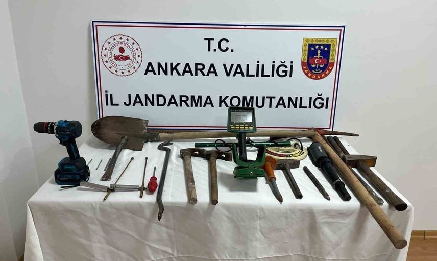 Kaçak malzemelerle yürütülen ticarete jandarmadan müdahale