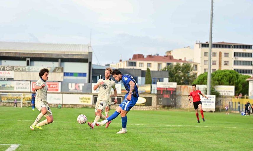 Ankaragücü deplasmanda farklı kazandı, Karacabey on kişi kaldı