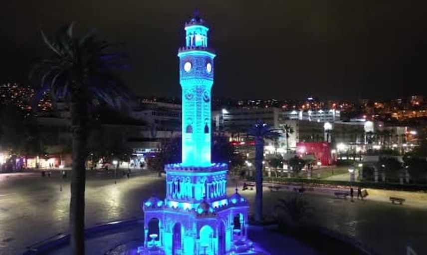 Saat kulesinin ritmi: 125 yıldır İzmir'in meydanında duran mekanik miras