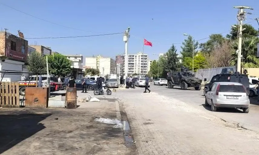 Adliye önünde taşlı-sopalı çatışma: Kızıltepe'de altı yaralı