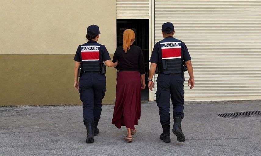 Gaziantep'te 15 yıl 9 ay hapisle aranan hırsız yakalandı