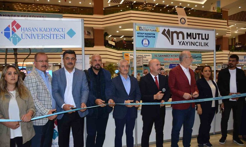 Okuma çağrısı Şahinbey’de yankı buldu: 10’uncu kitap fuarı açıldı