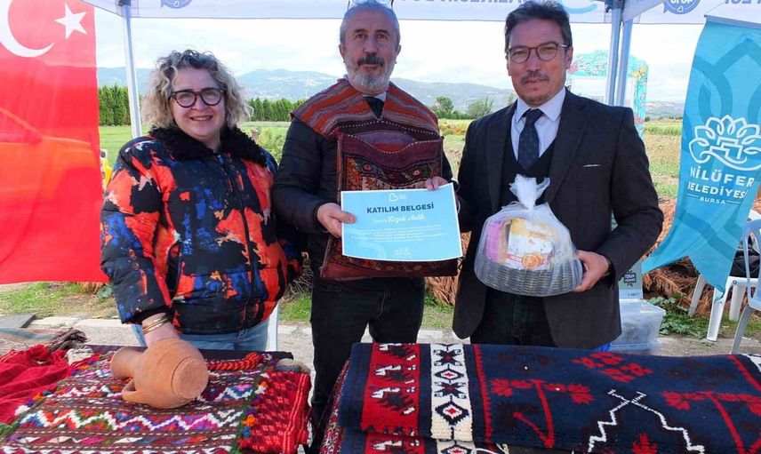 Burhaniye'de çoban azık torbaları ve tohum heybeleri turiste dönüşüyor