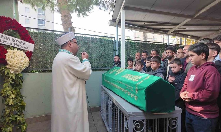 Gecekonduda ölen 12 yaşındaki çocuk için Maltepe'de son veda