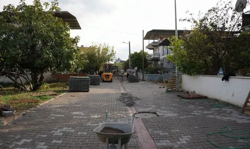 Germencik'te üstyapı seferberliği: Bankacılar Sokak tamam, Nasuh Sokak'ta çalışmalar sürüyor