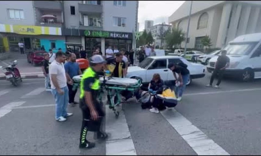 Bahçelievler'de motosikletin çarptığı yaya hastaneye kaldırıldı