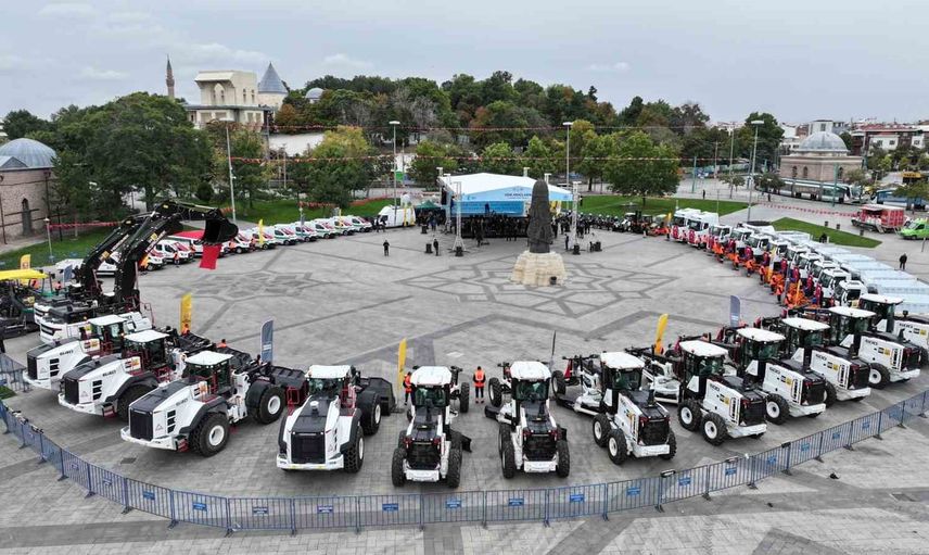 Konya'nın hizmet kapasitesi 54 yeni araçla güçlendi