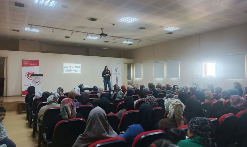 Nazilli'de anne adaylarına kapsamlı doğuma hazırlık eğitimi