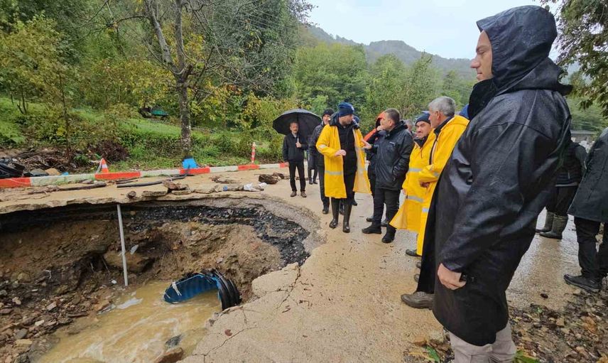 Zonguldak'ta 24 saatte 150 kilogramı aşan yağışın ardından vali uyardı