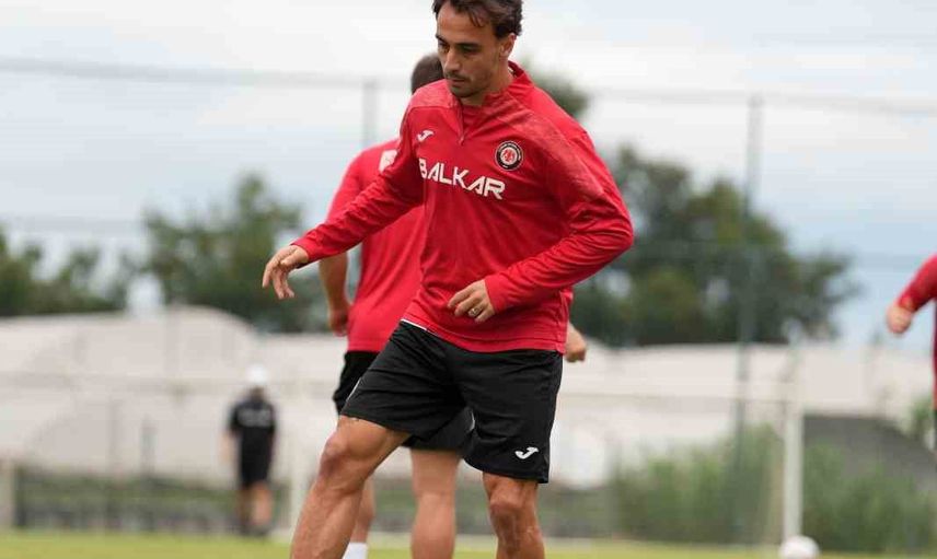Çorum FK hazırlık kampında taktik ağırlıklı çalışma yaptı