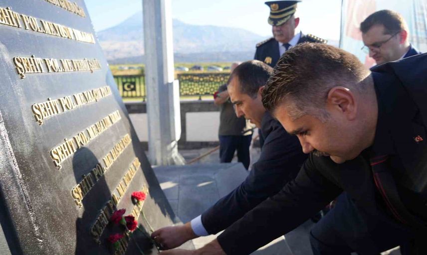 Dilucu şehitleri Iğdır’da dualarla anıldı