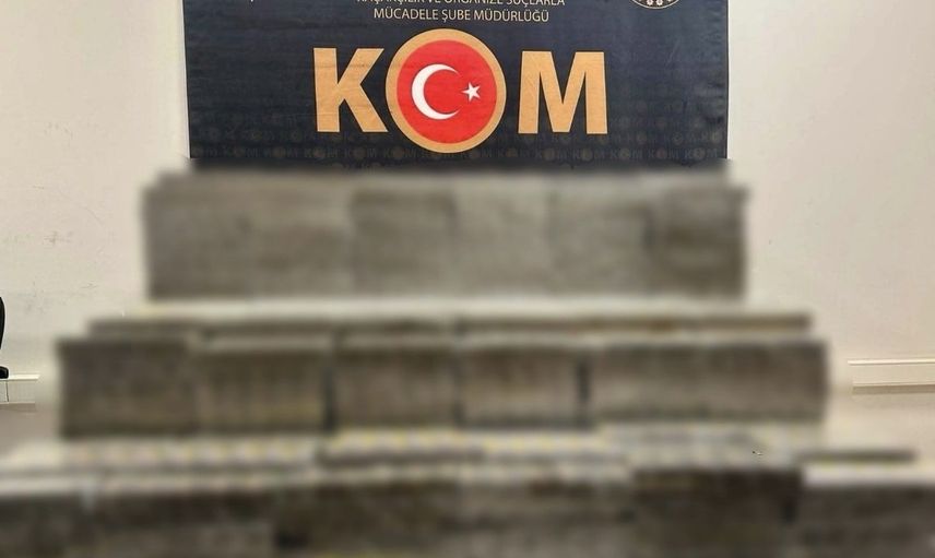 Midyat-Batman yolunda 14 bin paketlik kaçak sigara operasyonu