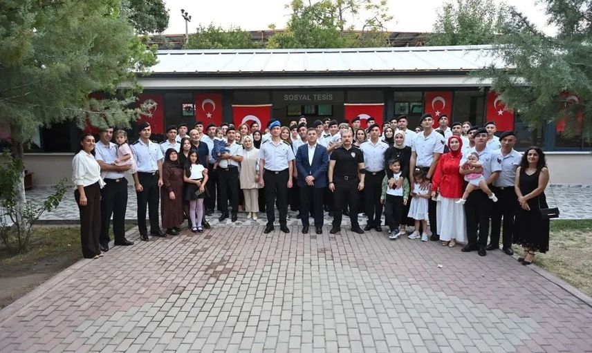 Kırıkkale'de terfi sevinci: jandarma personeli yeni rütbelerine kavuştu