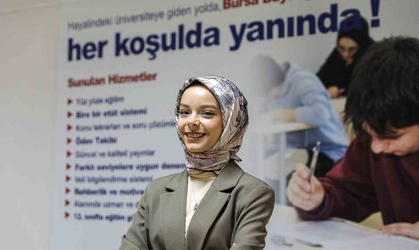 Bursalı gençlerin üniversite yolculuğunda belediyenin ücretsiz desteği