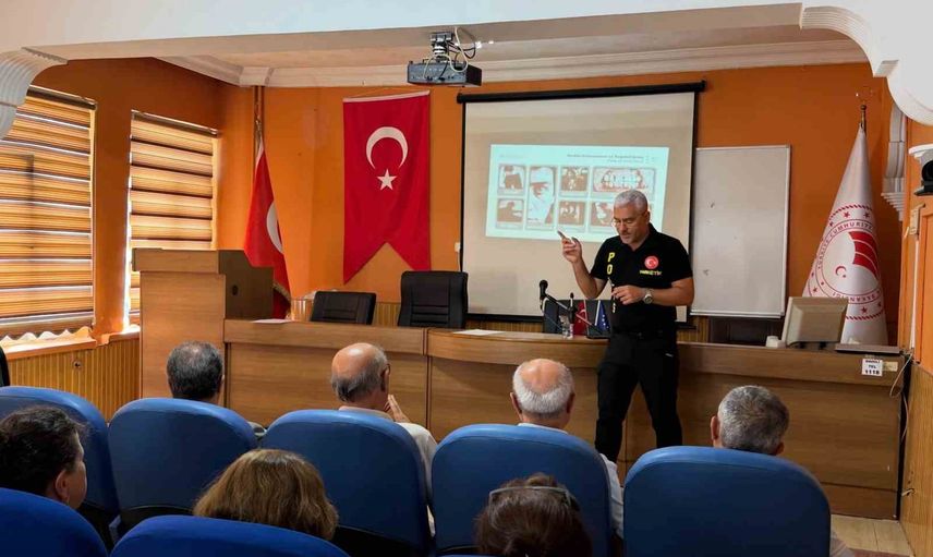 Elazığ il tarım personeline madde bağımlılığına karşı rehberlik eğitimi