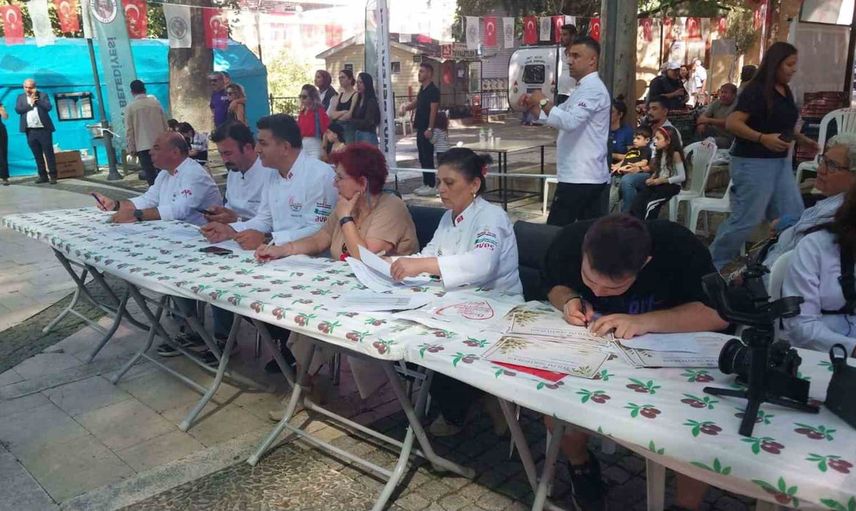 Mut'ta zeytinyağlı yemekler ödül için yarıştı