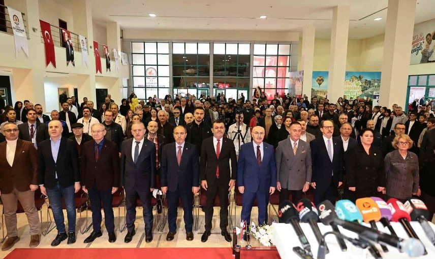 Denizli'yi edebiyatın buluşma noktası yapan TÜYAP kitap fuarı