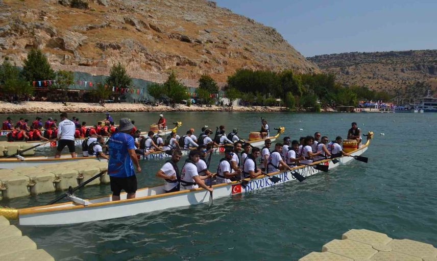 Esenler'den Fırat kıyısından iki kupayla dönüş