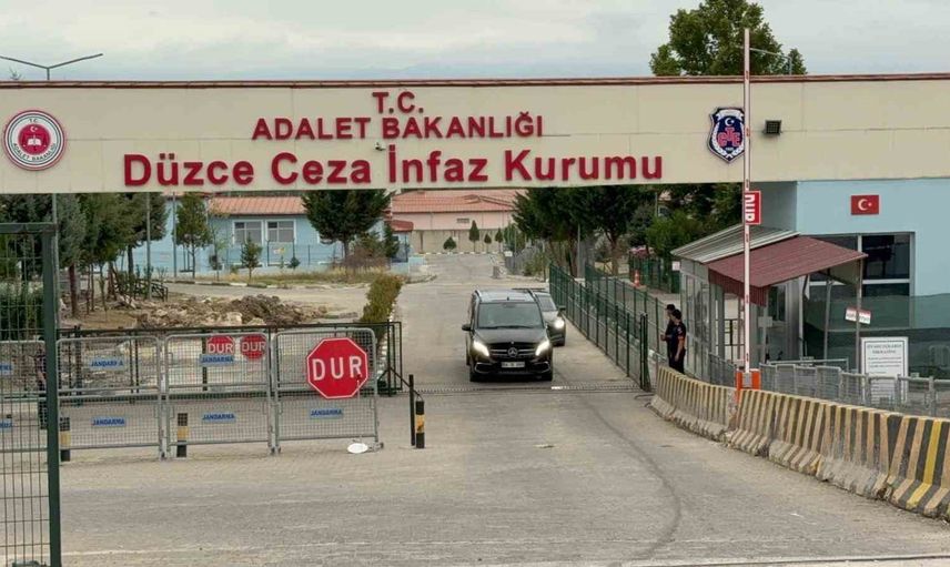 Düzce'de hafta boyu süren uygulamada 49 aranan şahıs yakalandı, 17'si tutuklandı