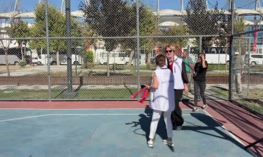 Kırklareli'de mahallede sağlık: kadınlar fizyoterapistle harekete geçti