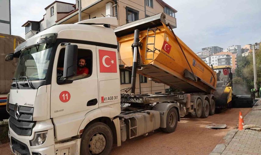 Gebze'de yolların konforunu artırmak için yoğun bakım çalışmaları